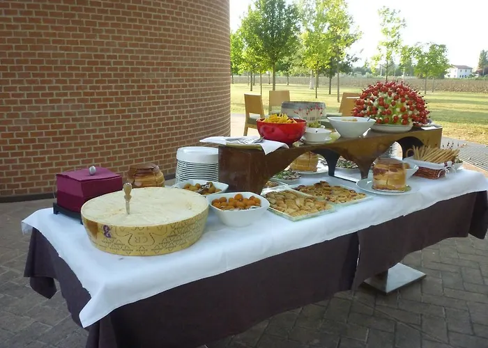 Hotel La Fornace San Vicenzo di Galliera